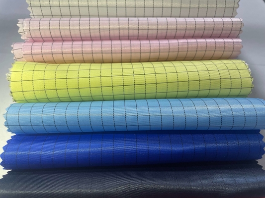 軽量の反静的なESDの生地ポリエステル綿クリーンルームの反静的な衣服のための快適なESD 5mmのストリップの生地
