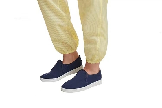 フード付きのクリーン ルームの反静的な衣服ポリエステルほこりのないESD Workwear